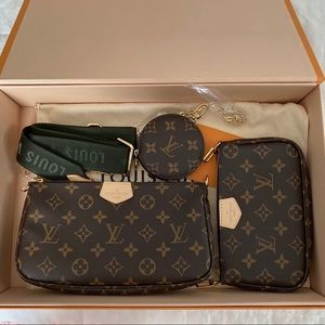 Louis Vuitton Multi Pochette Accessories